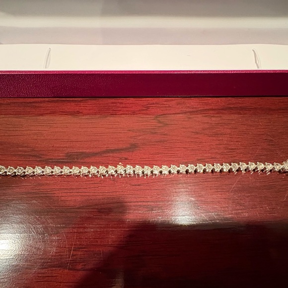 Ladies 10 Karat Tennis Bracelet - Picture 4 of 7